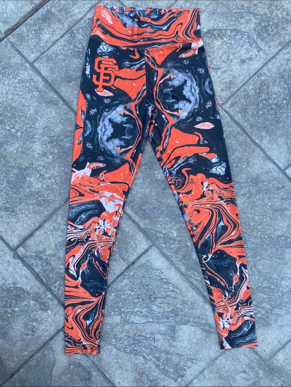 BNWOT Genuine Merchandise S.F. Giants Orange and Black Marble Leggings with Logo